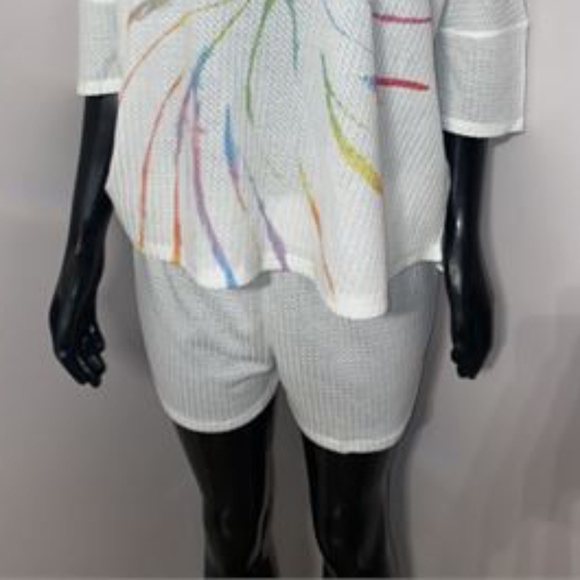 PHIL LOVE TOP AND SHORTS COMBO NEW - Picture 2 of 2